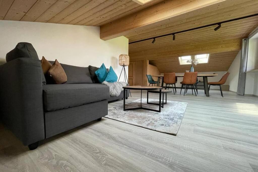 Gemuetliche Ferienwohnung Im Dg Am Tegernsee - Bergblick, Ruhe & Ganz Viel Platz Bad Wiessee Esterno foto